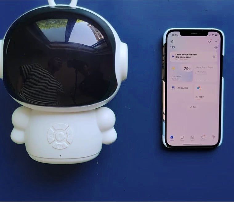 Роби до телефон с отворено приложението Smart Life